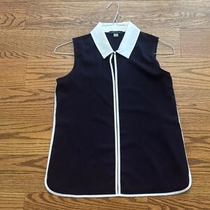 Beautiful Tommy Hilfiger sleeveless blouse womens size XS
